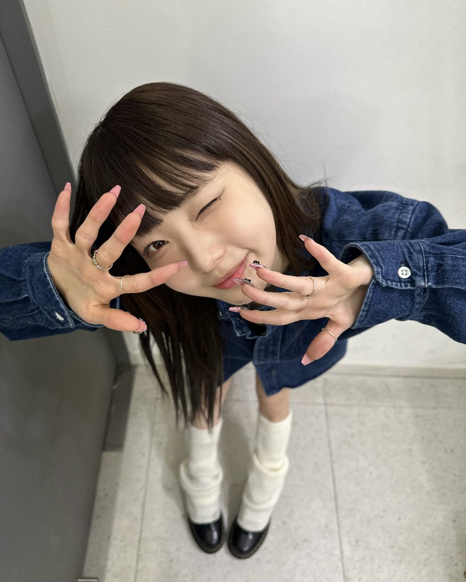 여진 (YeoJin) tweet media