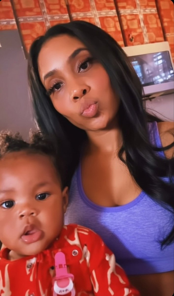 Priss 👧 tweet media