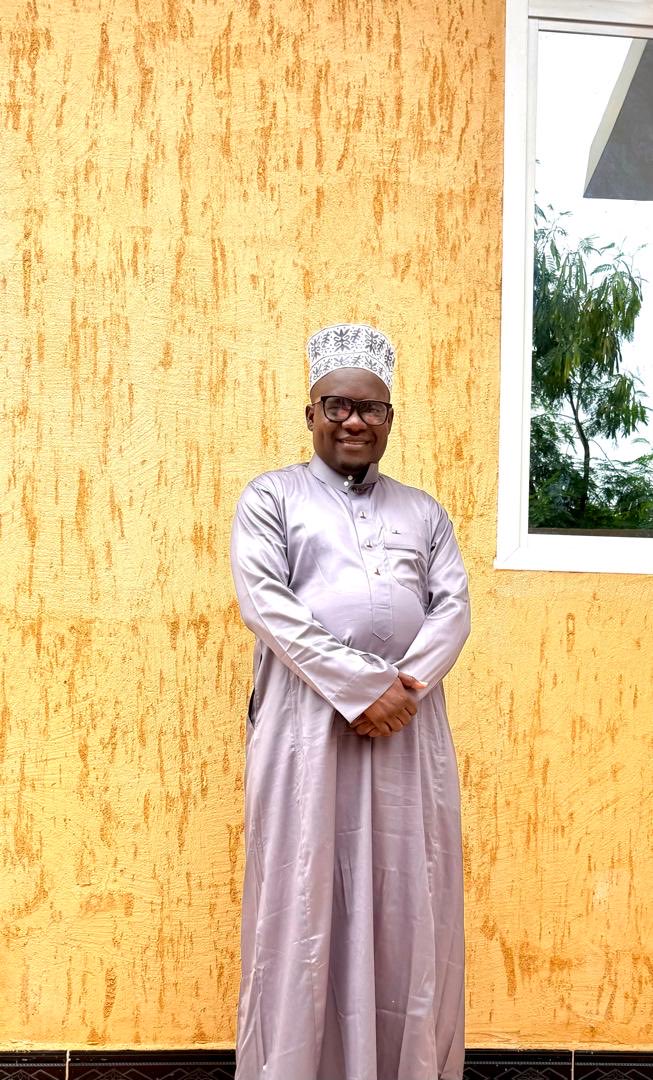 🇪 🇸 🇮 🇷 🇹🇿🇲 🇹 🇿 tweet media