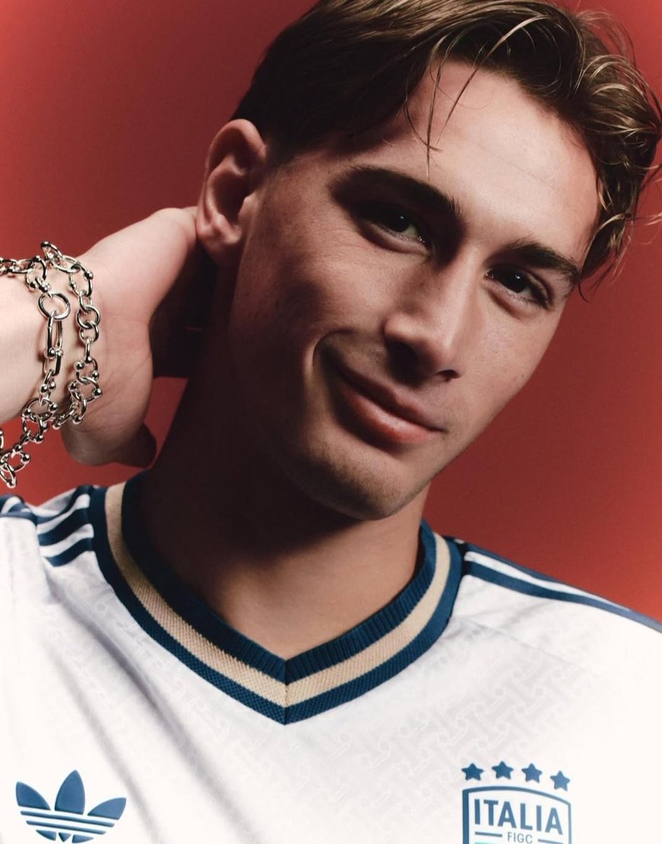 vintagefeelingx's tweet photo. È proprio primavera oggi https://t.co/vtgHvNXE8y