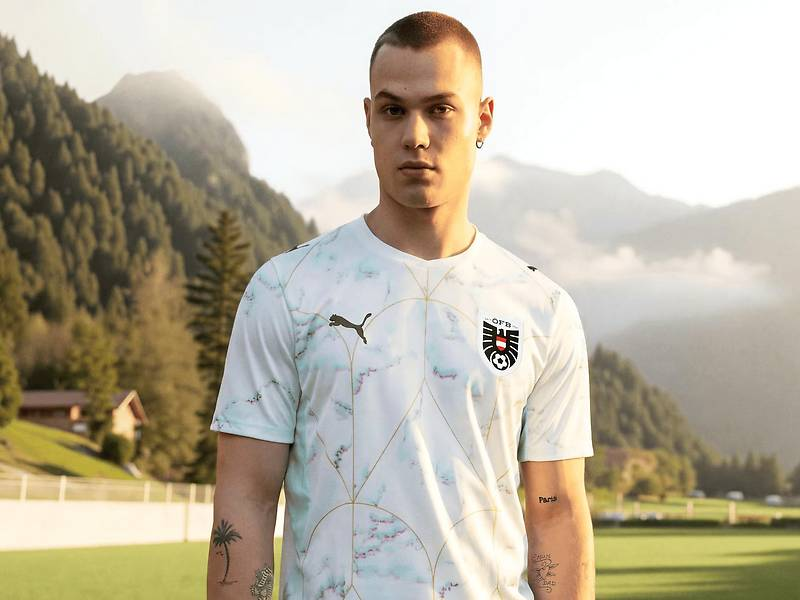 empinism💢 tweet media