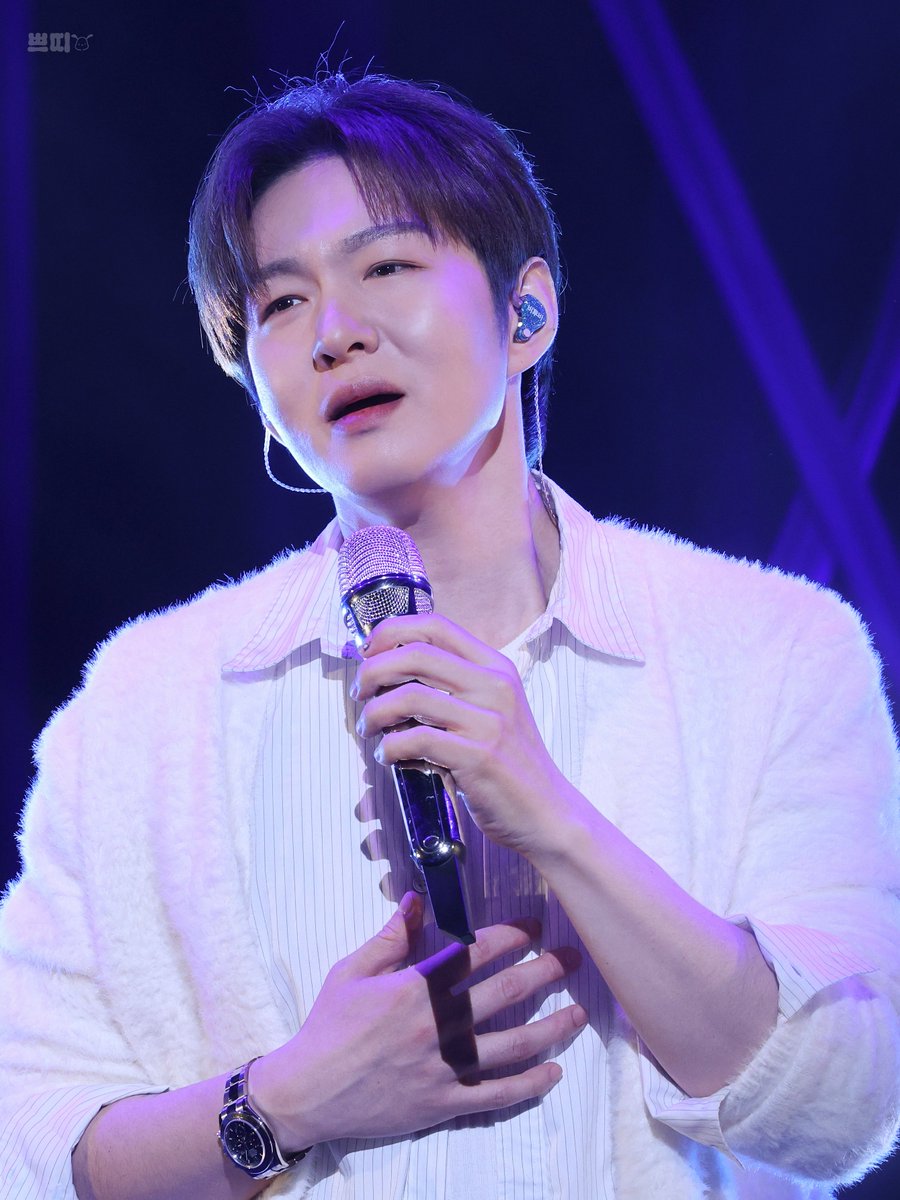 📸 260315 HARU 1부
 
노래해줘서 고마워 창섭아 ❤︎⸝⸝◝ࠏ◜ ⸝⸝❤︎

#이창섭 #LEECHANGSUB