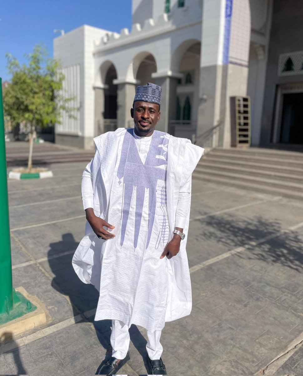 itz_Aleey's tweet photo. Eid Mubarak ❤️ https://t.co/V6XNSe7jsw