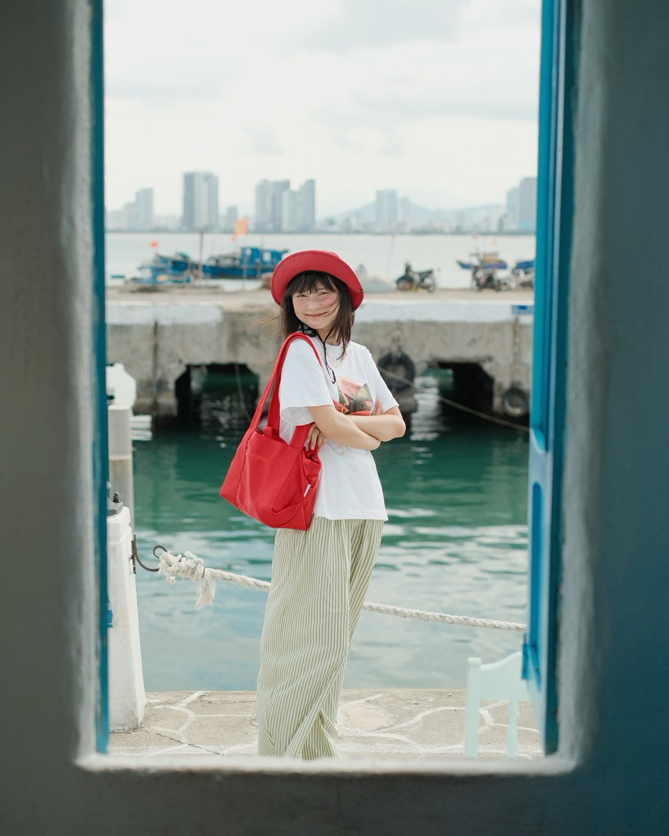 Claudia Sitara tweet media