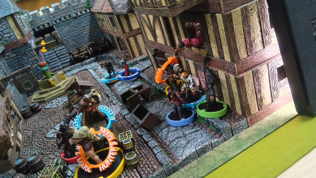 miyakami_00's tweet image. #dnd で #テレイン を多用したオフセッションがしたければ俺んとこ来いw
( ﾟ∀ﾟ)o彡° ｶﾝﾄｳﾔｹﾄﾞﾅｰ
#dwarvenforge #trpg #ダンドラ