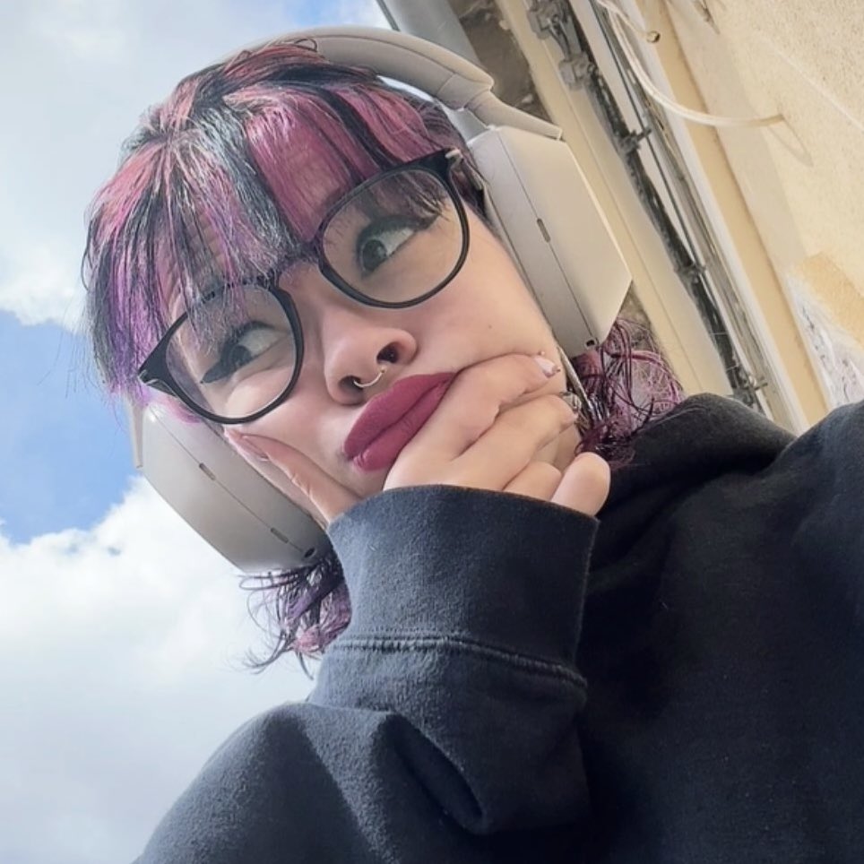 mirad mi pelo nuevo ˚₊‧꒰ა ☆ ໒꒱ ‧₊˚