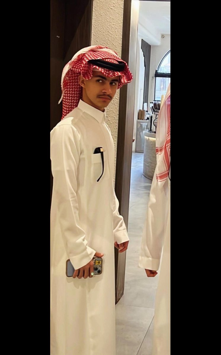 kdixf15's tweet photo. عيدكم مبارك وكل عام وأنتم بخير .♥️
#عاد_عيدكم_ياحرب #عيد_الفطر_١٤٤٧ه https://t.co/nLG8mmFqEX