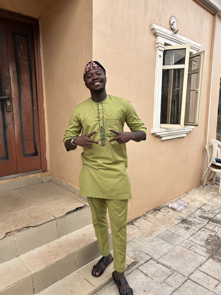 Abayomi📸 tweet media