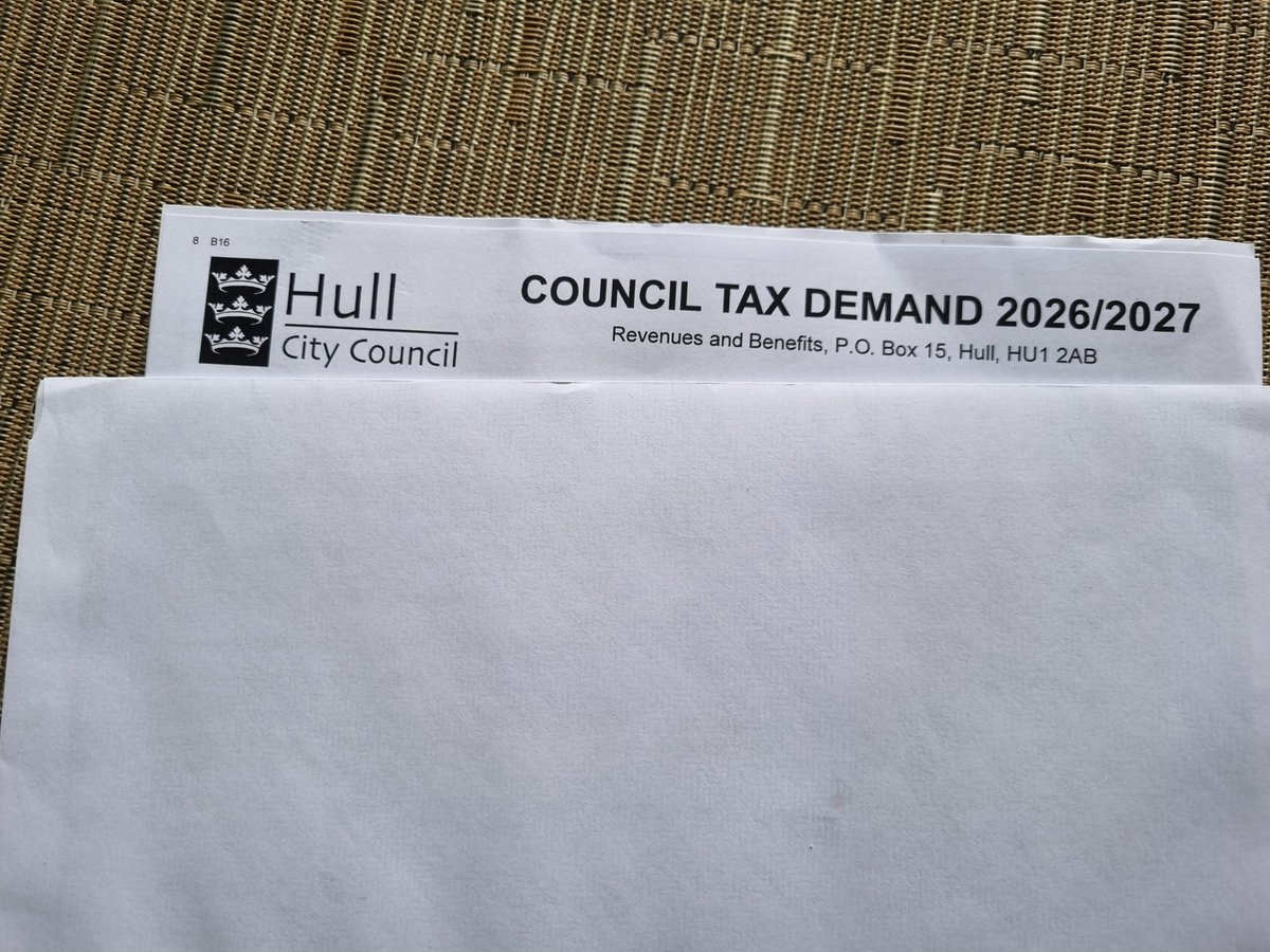 it's not me it's him👉🤪 🏍️🏍️💨 tweet media