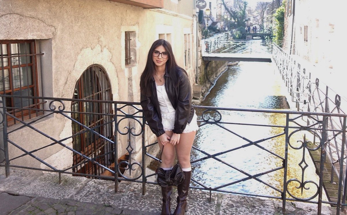 Aloonea 🧸 tweet media