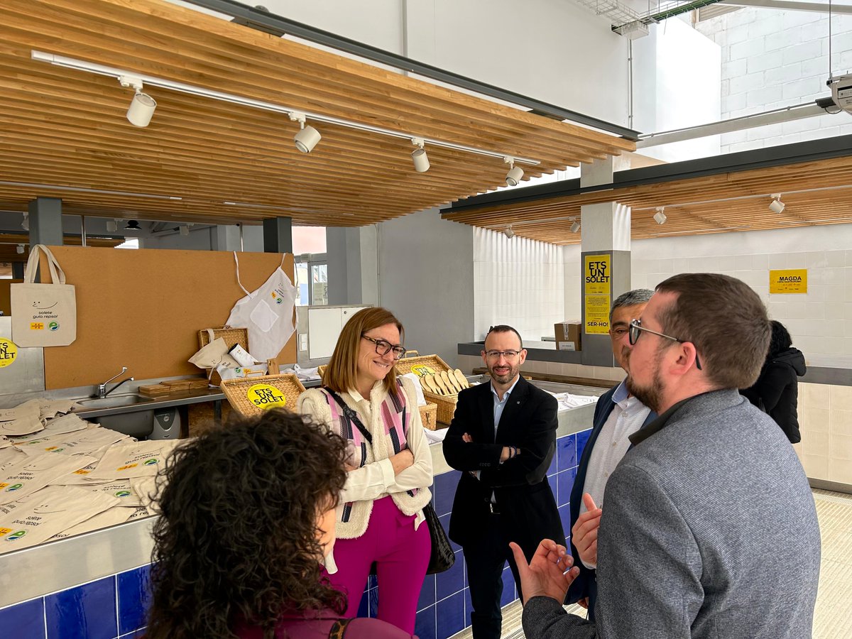 Comerç, artesania i moda tweet media