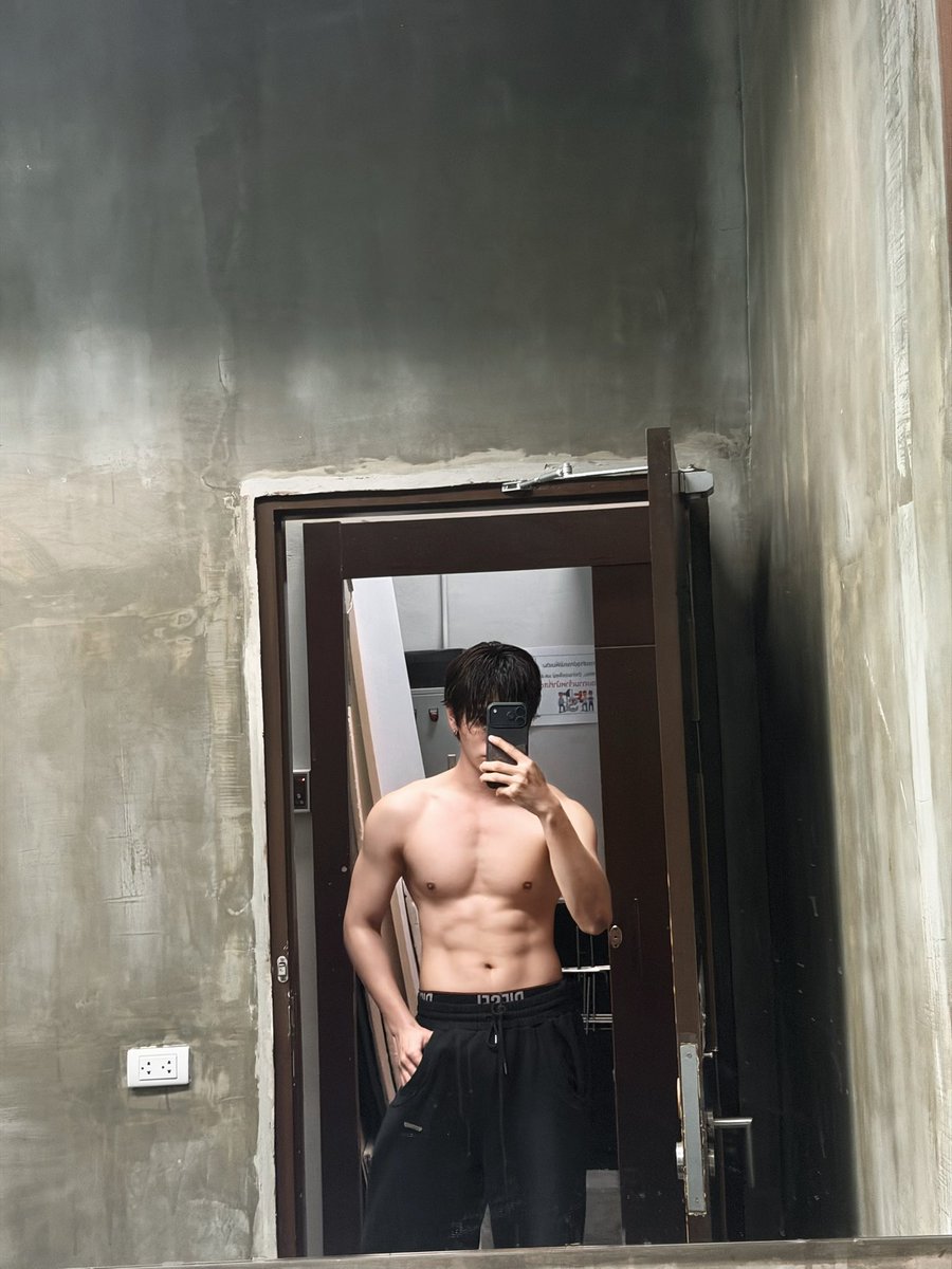 BOSS.CKM tweet media