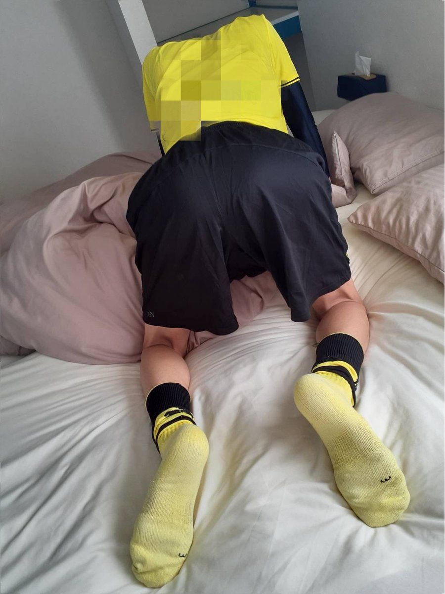 m@n@🐫 tweet media