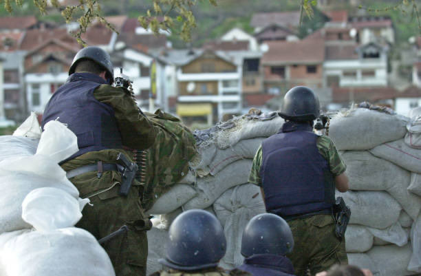 2001 Live tweet media