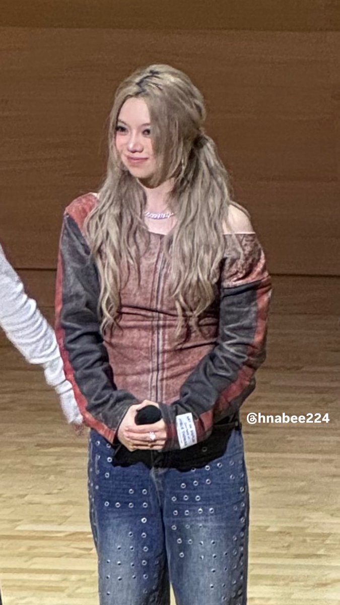hnabee224's tweet photo. 260320
오늘 베일리의 헤메랑 코디 완전
ㄹㅈㄷ예쁨 공쥬머리👧
Sorry for my bad quality 

#베일리 #BALEY
#ADP #ALLDAYPROJECT
#올데프 #올데이프로젝트 https://t.co/FEI7jYMInW