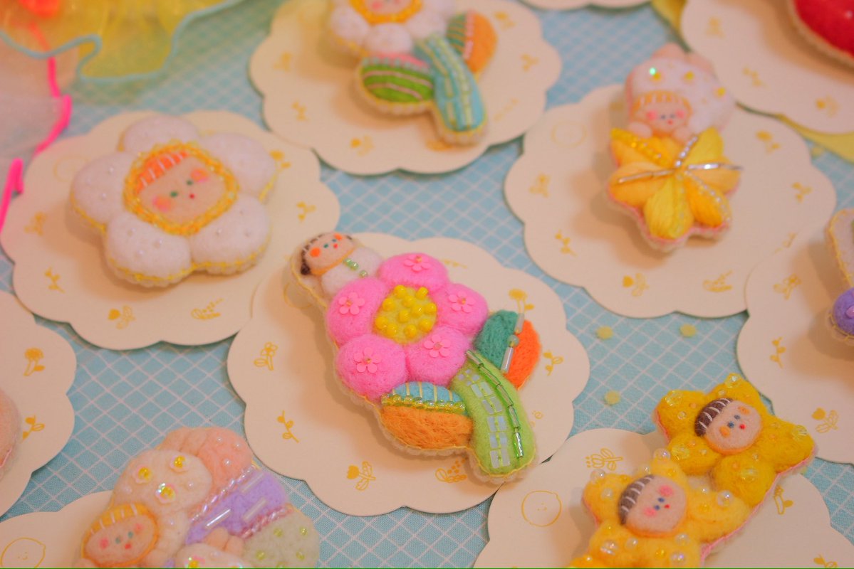 m o ë 🌼 tweet media