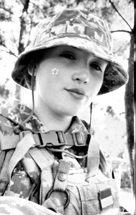 Вера Ларина tweet media