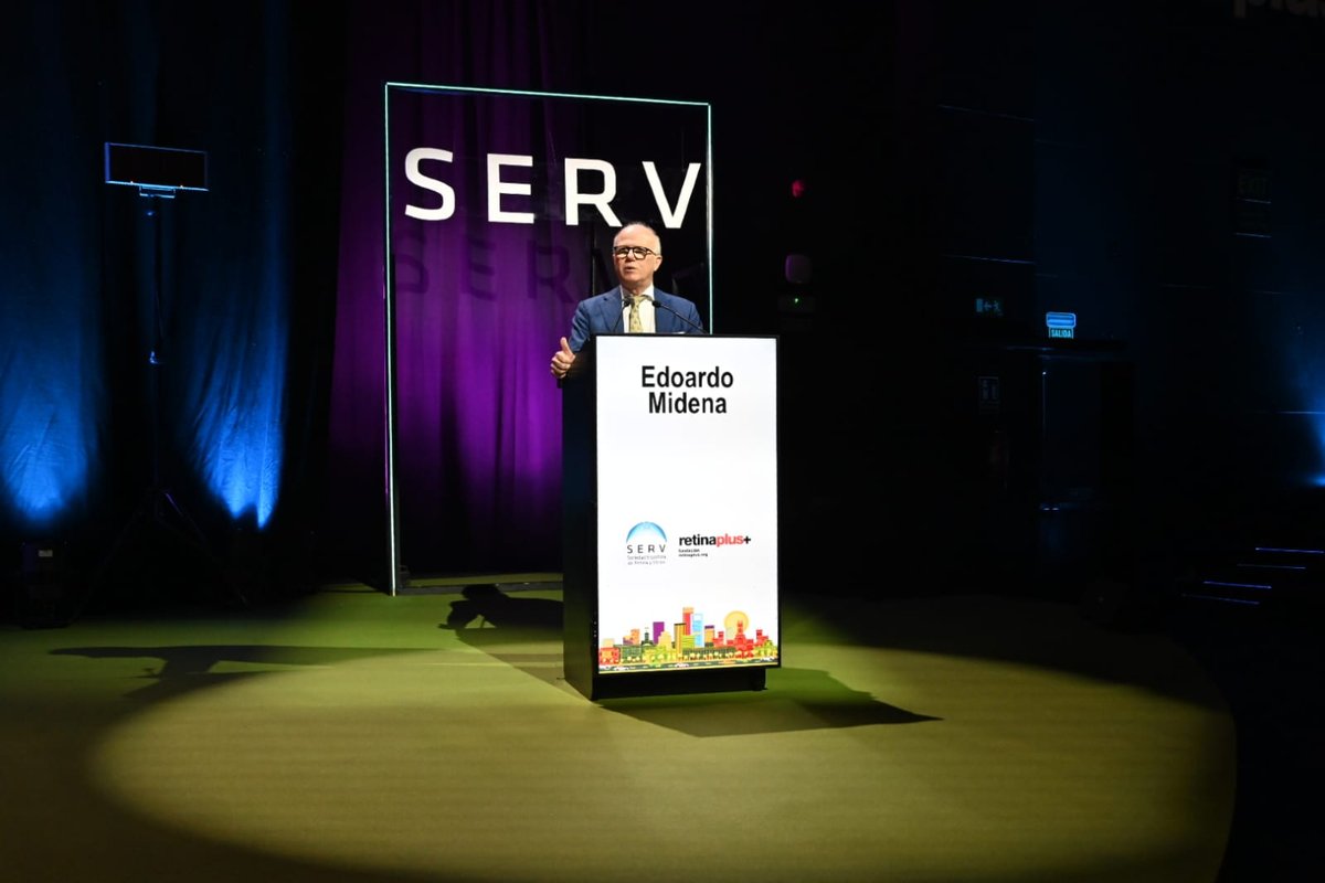 RetinaSERV's tweet photo. Entrega de la medalla de honor de la SERV al Prof. Edoardo Midena.
Conferencia Magistral
Diabetic Macular Edema: from Bench to AI
#29CongresoSERV #SERV2026 #Retina #oftalmología https://t.co/p7R7HihBNT
