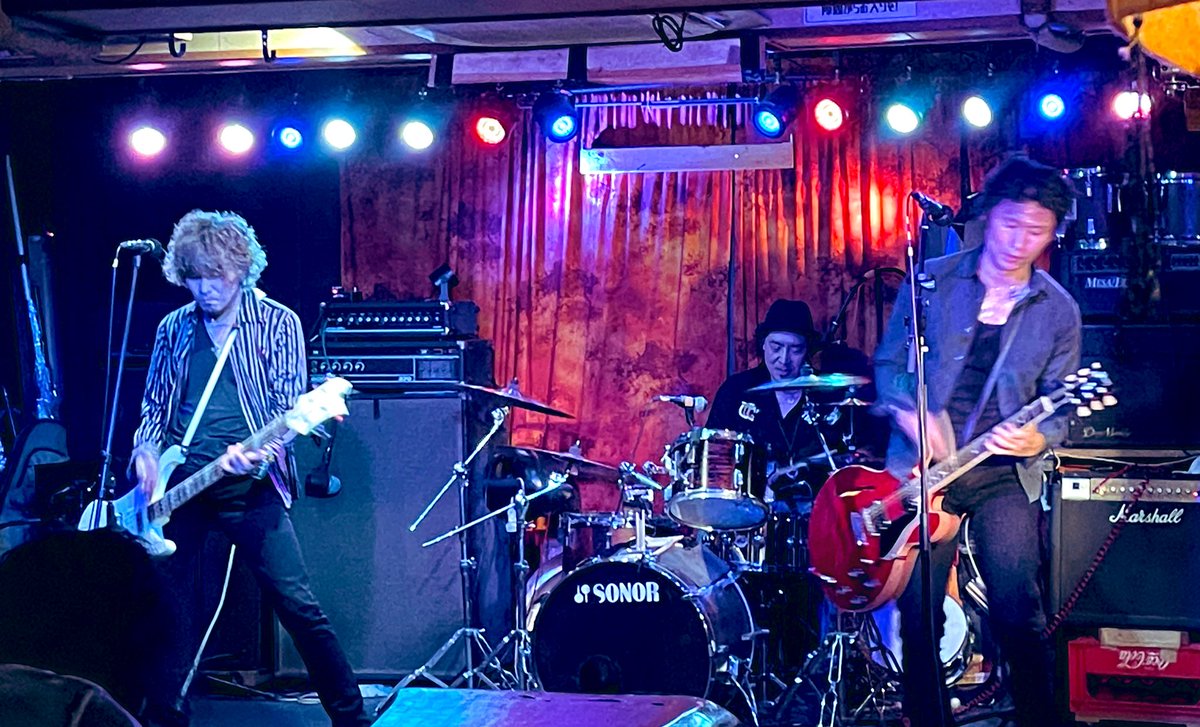 ありったけの世界 tweet media