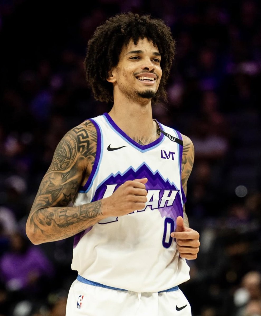 lukeevangelist_'s tweet photo. I know all eyes were on Texas A&amp;M vs St. Mary’s last night…. but check out what Andersson Garcia did in the last game on his 10 day contract:

7 PTS, 11 REB, 6 AST, 3 STL, +32 🔥

And… HE PLAYED ALL 48 MINUTES 🤯

@mamba___11 @aggiembk @utahjazz https://t.co/7yg9sKkXtZ