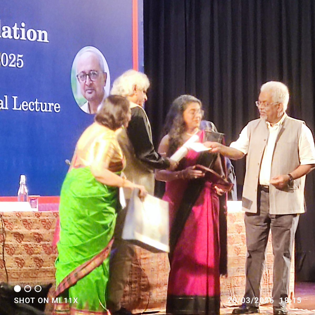 Madhavan Narayanan tweet media