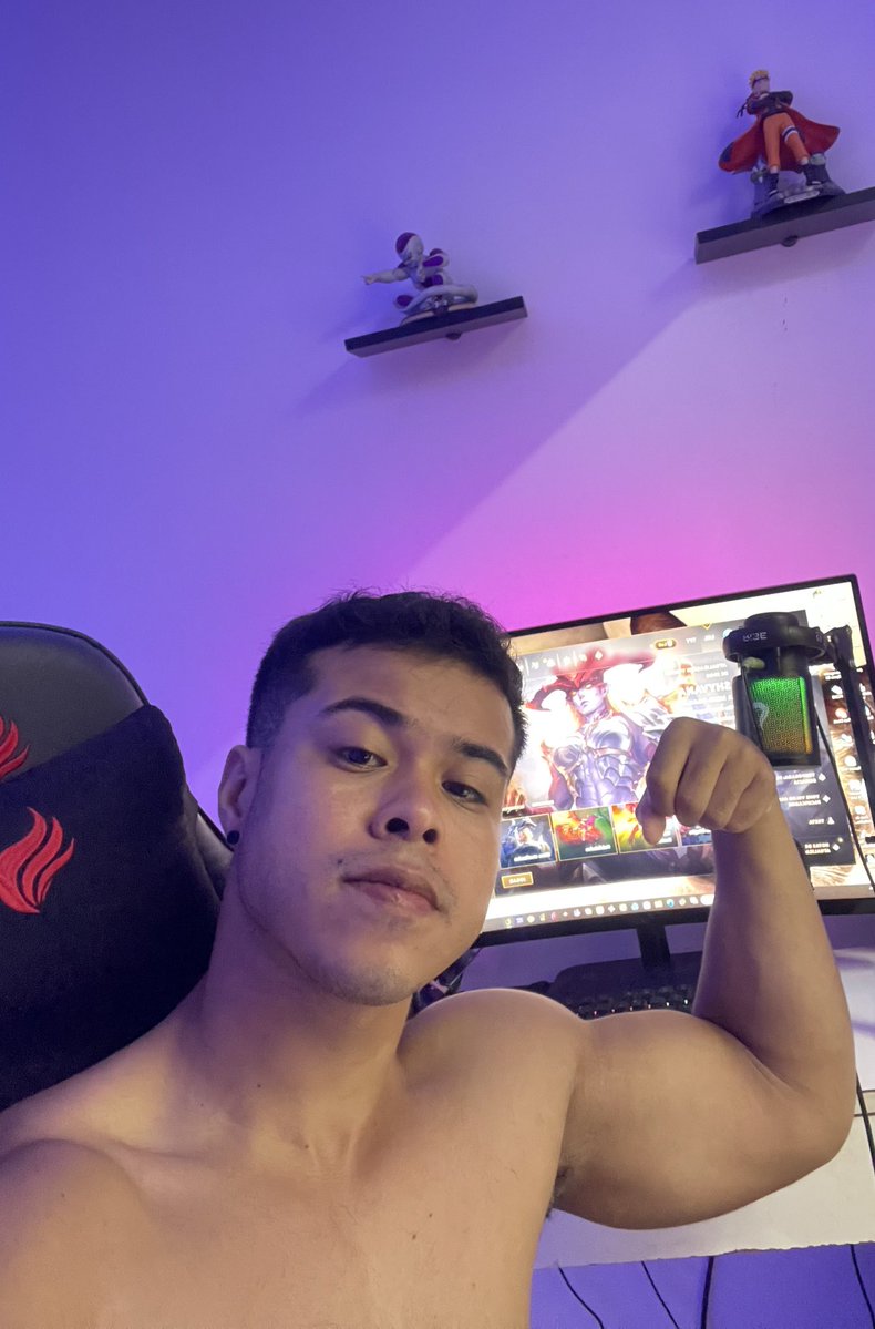 SuperBoy tweet media