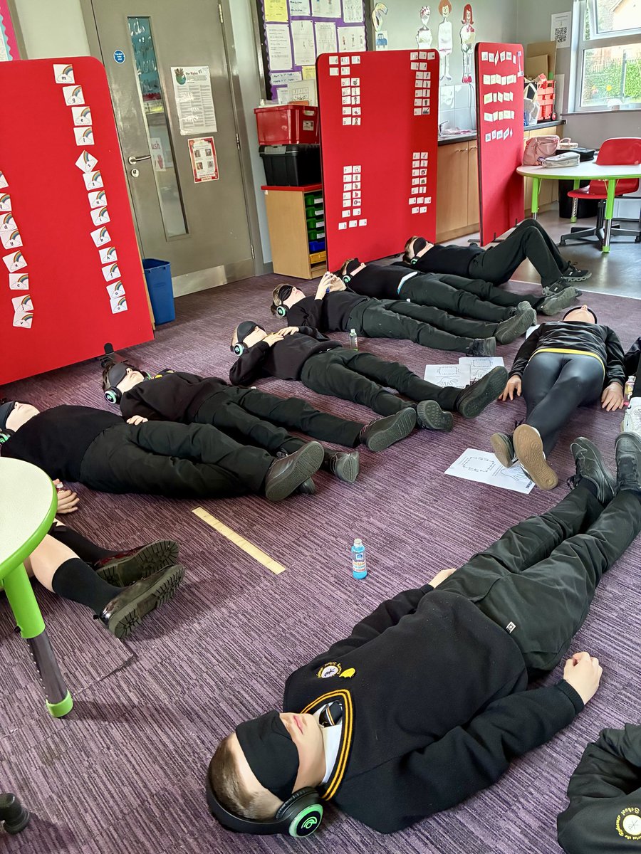 Christ the Redeemer tweet media