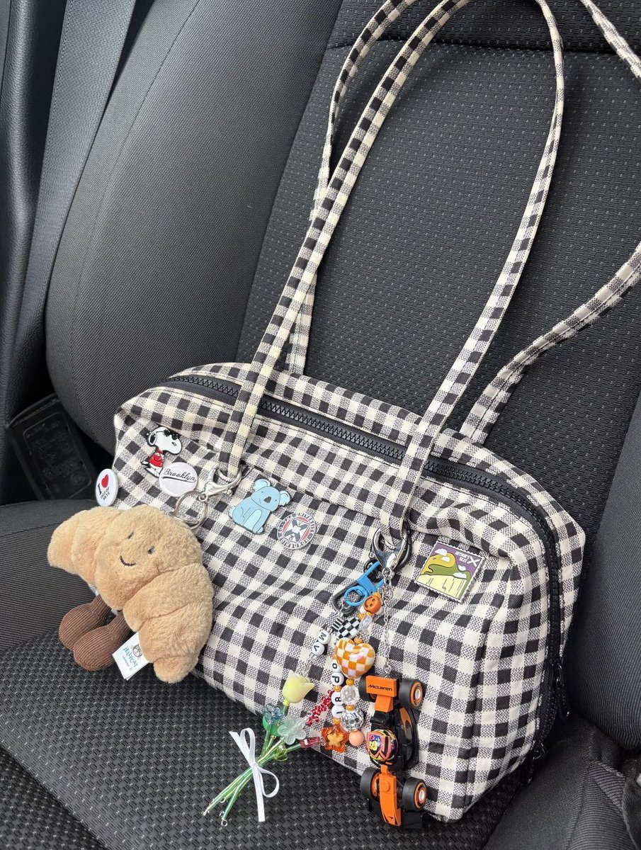 aesthetic things tweet media