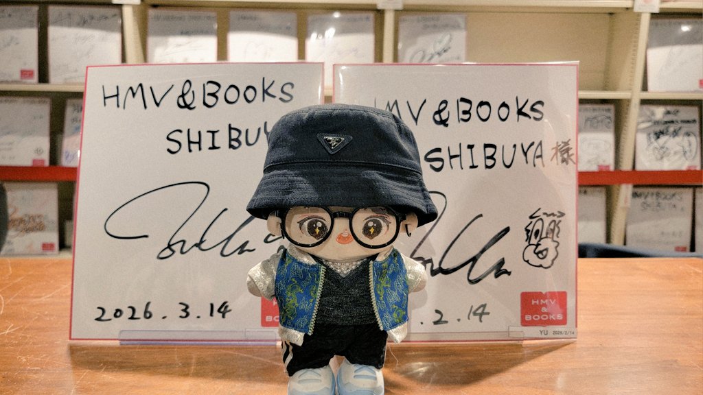 LOTUS__Moon__'s tweet photo. @LOTUS__Moon__ 

Wだよ✨✨✨✨
2枚並んで居るよ✨✨✨✨
豪華だね✨✨✨✨

#YU
#楊宇騰YU https://t.co/Pcp3RjFGuJ