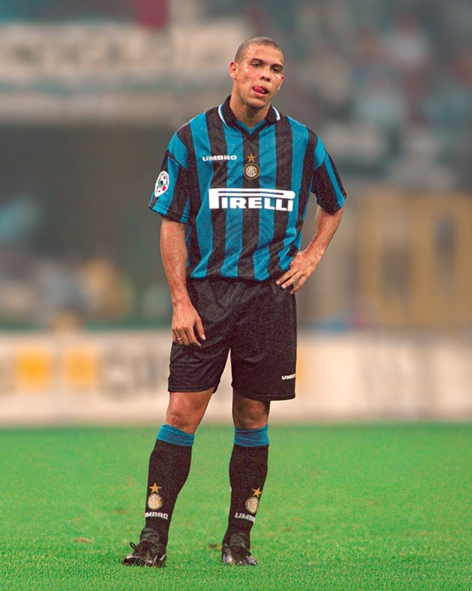 90s Football tweet media