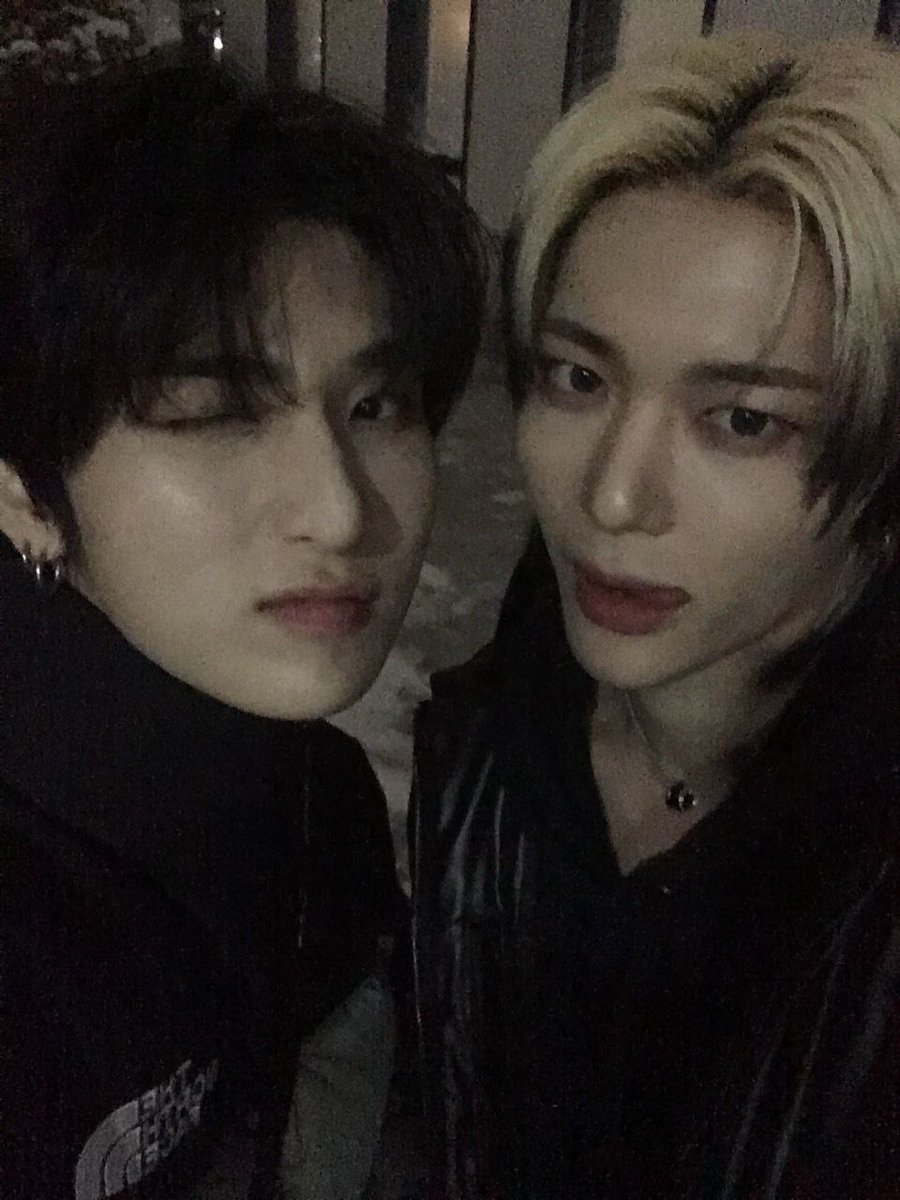 ✎﹏﹏﹏﹏﹏
The lights were low, but the atmosphere felt just right. Some moments don’t need to be bright to feel complete.
•··········•··········•
⠀