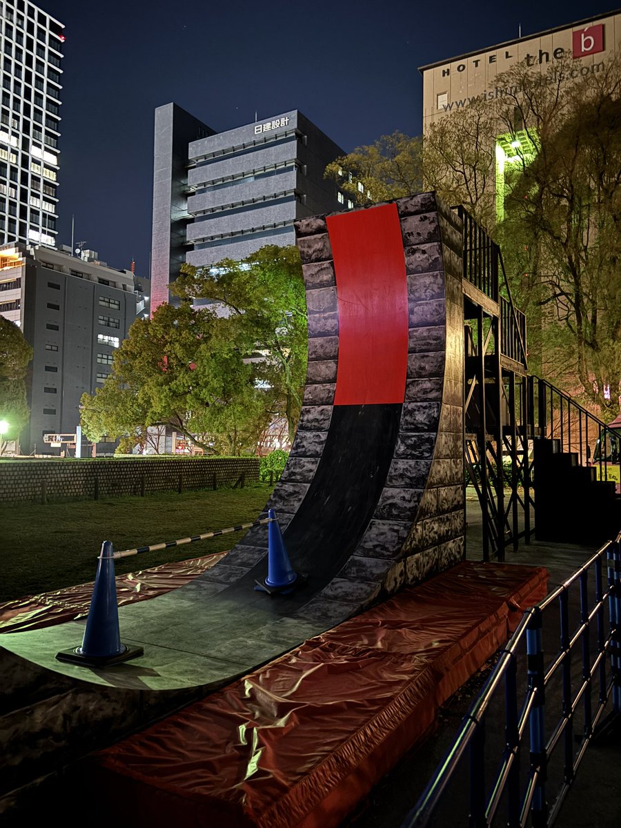 ポウロス tweet media