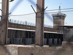 OmarBaloch___'s tweet photo. Breaking 🚨
The killing and injury of dozens of Baloch prisoners in chahbar Central Prison. The prisoners had been protesting against the cutting of food rations, when Iranian occupation forces responded by opening fire on them directly.
#Balochistan #IRGCTerrorits #Isreal https://t.co/dxP9nIJRty