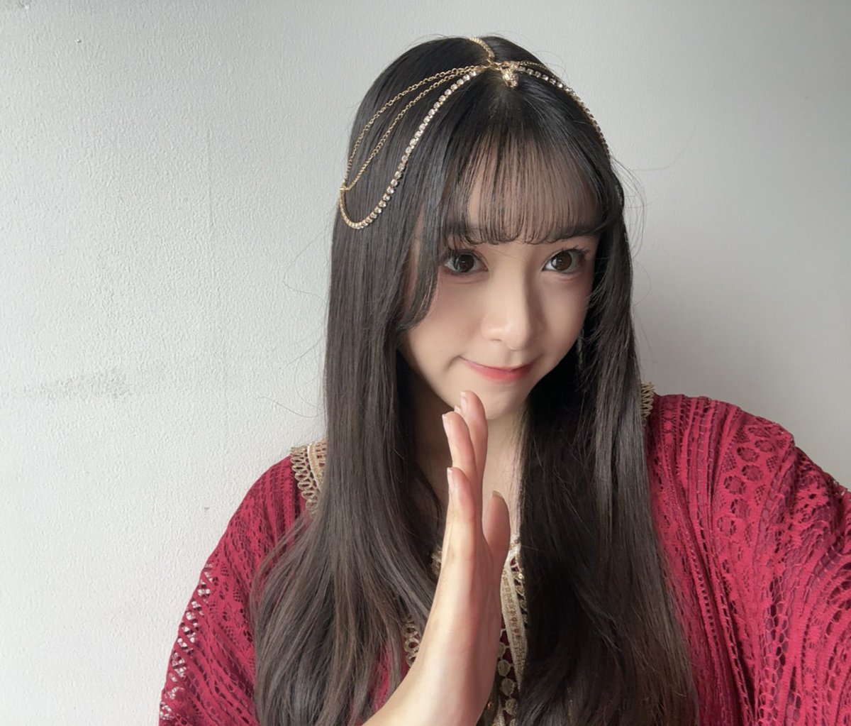 Lily_JKT48's tweet photo. #FriLy terimakasih banyak idn liveunyaa loff!! Selamat beristirahat semuanyaa hehe :D terimakasih sudah menemani lily mencoba berbagai makanan ☝🏻 semangat terus yaa loaff, ditunggu ceritalynya liburannyaaa yaazz, jaga kesehatanyaa semuaa! #NiteLy 💗 aku sekalian mau lanjut nonton bareng animeh dulu HEHEH 😎