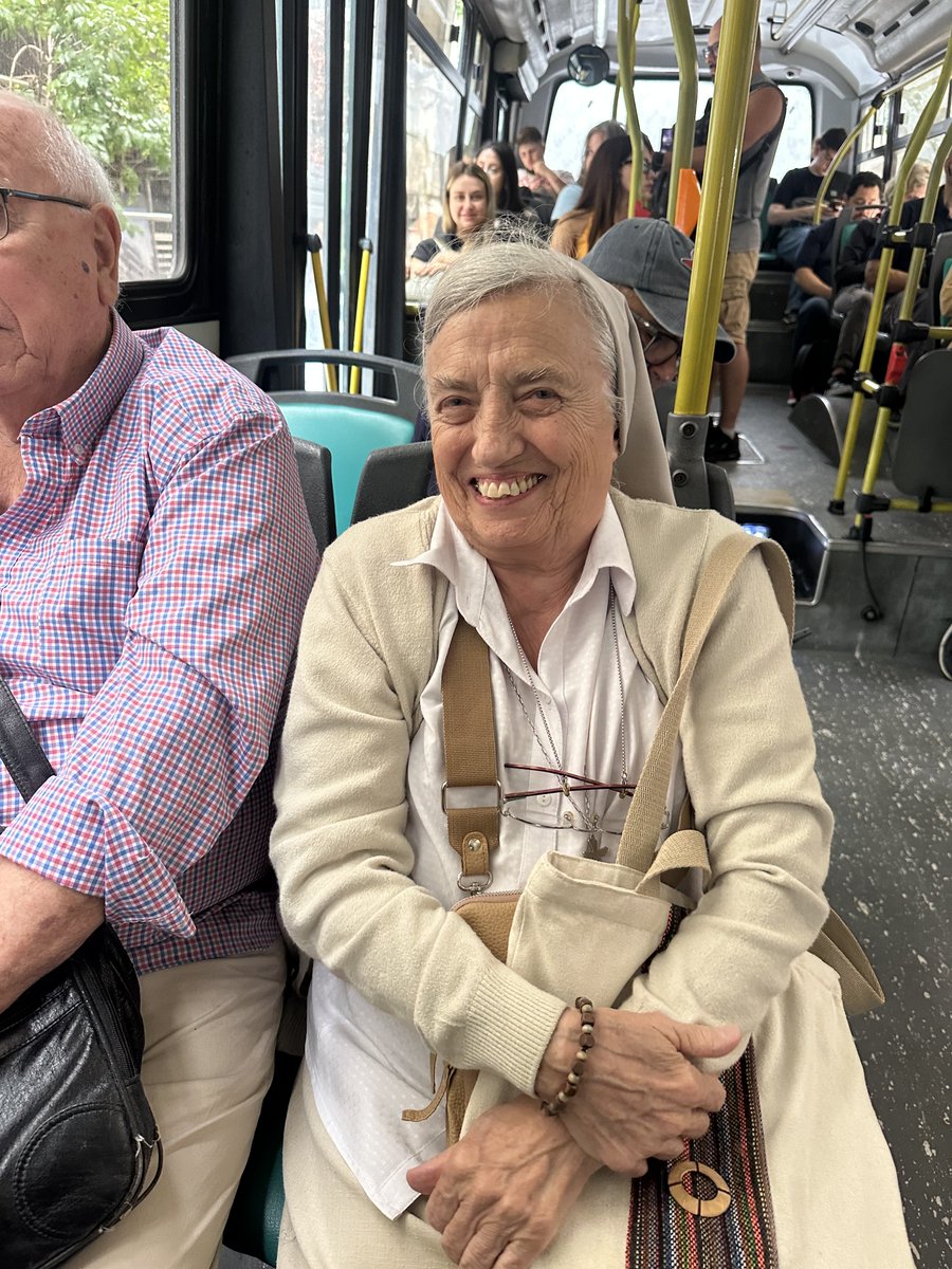 Silvia Mercado tweet media