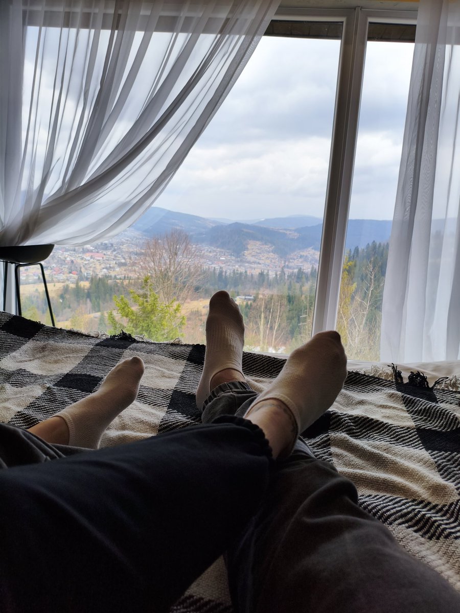 Дизігнер в ДШВ tweet media