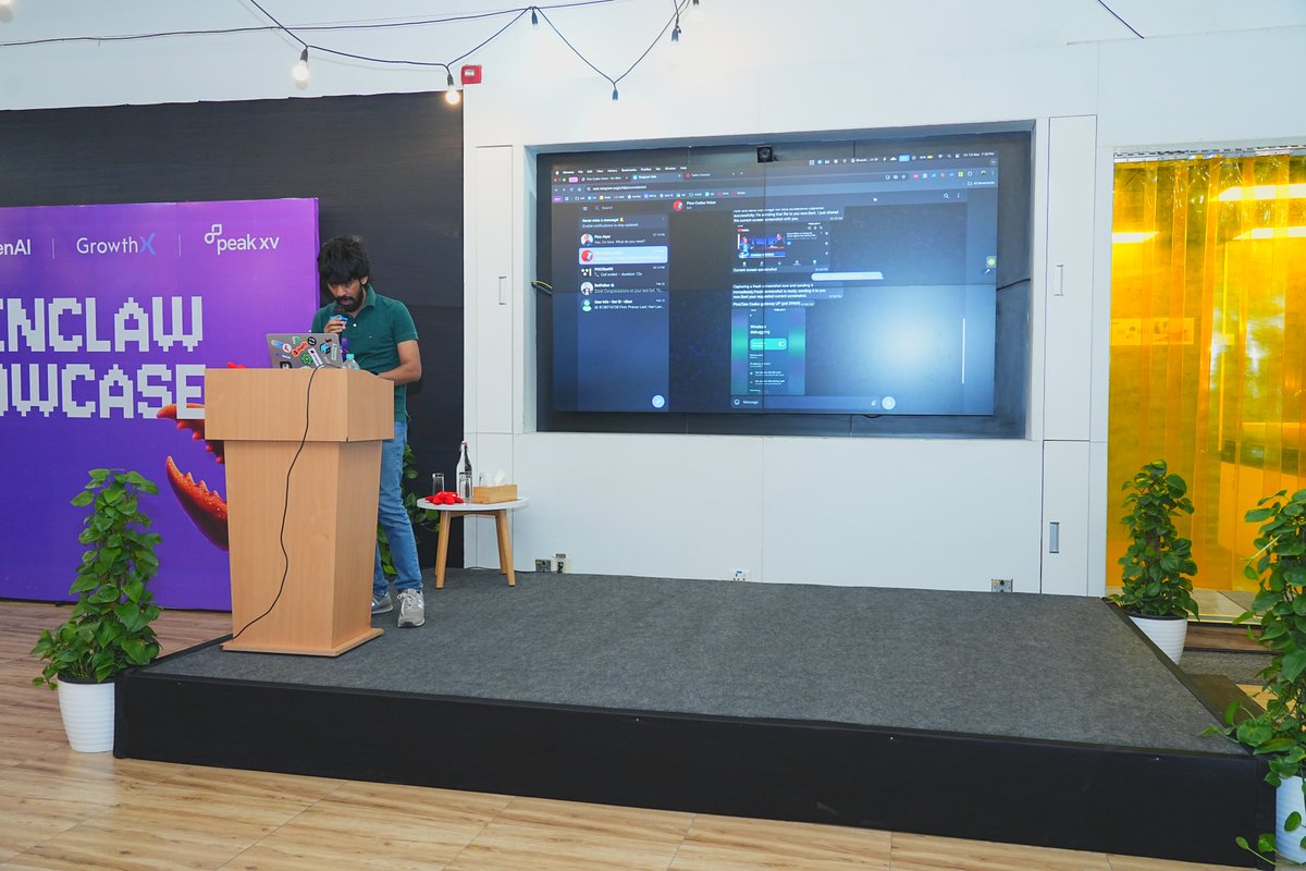 Harshil Mathur tweet media