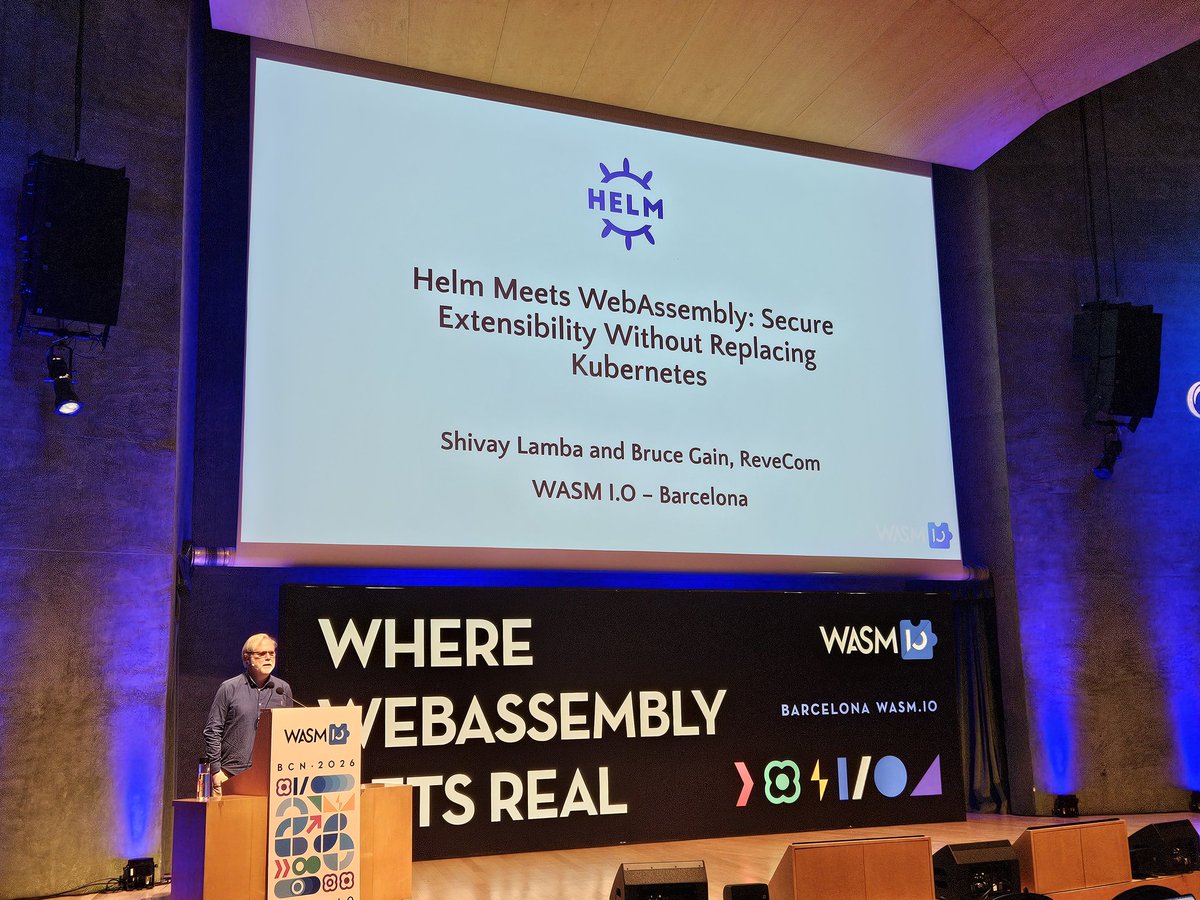 Edoardo Vacchi tweet media