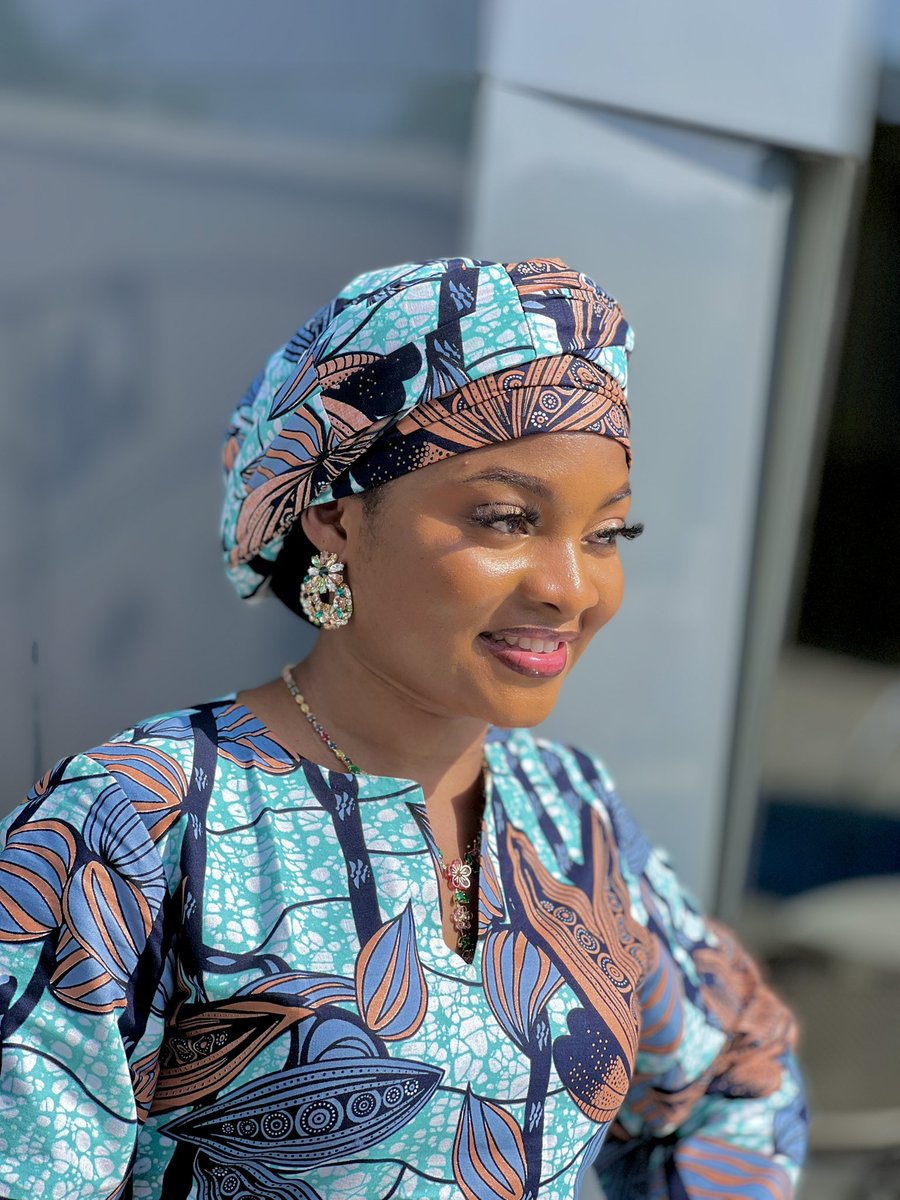 MaryamDoja's tweet photo. Peace, love, and Eid blessings ✨#EidMubarak https://t.co/l0frHWEzFv