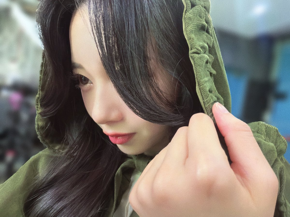 murayama_yuuka's tweet photo. おふしょっと📷

見逃し配信スタートしたよ🍀.*
（22日21:00まで）https://t.co/Vyc0yqG3zW
#ニアジョイ4周年コンサート https://t.co/jyjd9y84la