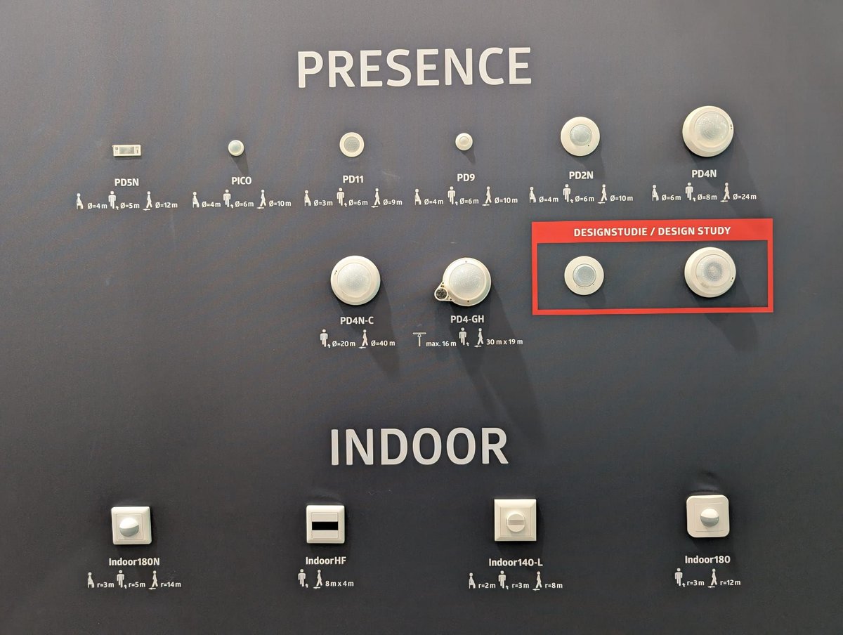 Futurasmus's tweet photo. En el stand de B.E.G. vimos una nueva generación de soluciones KNX pensadas para hacer la automatización más sencilla, inteligente y eficiente que nunca. ✨
#KNX #SmartBuilding #HCL #DALI #BuildingAutomation #LightAndBuilding https://t.co/I4zxQAfaT2
