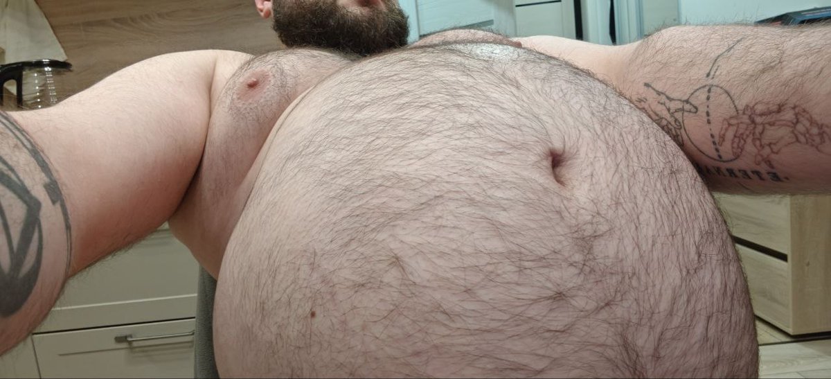 Ate non-stop for two days. Chugged beer by the liter. Result: belly turned full-on barrel, mood on fire 🔥 No longer just Huge Johnny — welcome to Johuge Barrel Edition 🛢️🍺 Guess how many liters are in me right now? Spoiler: a fucking lot  #beerbelly #beer #bigbelly #HugeJohnny