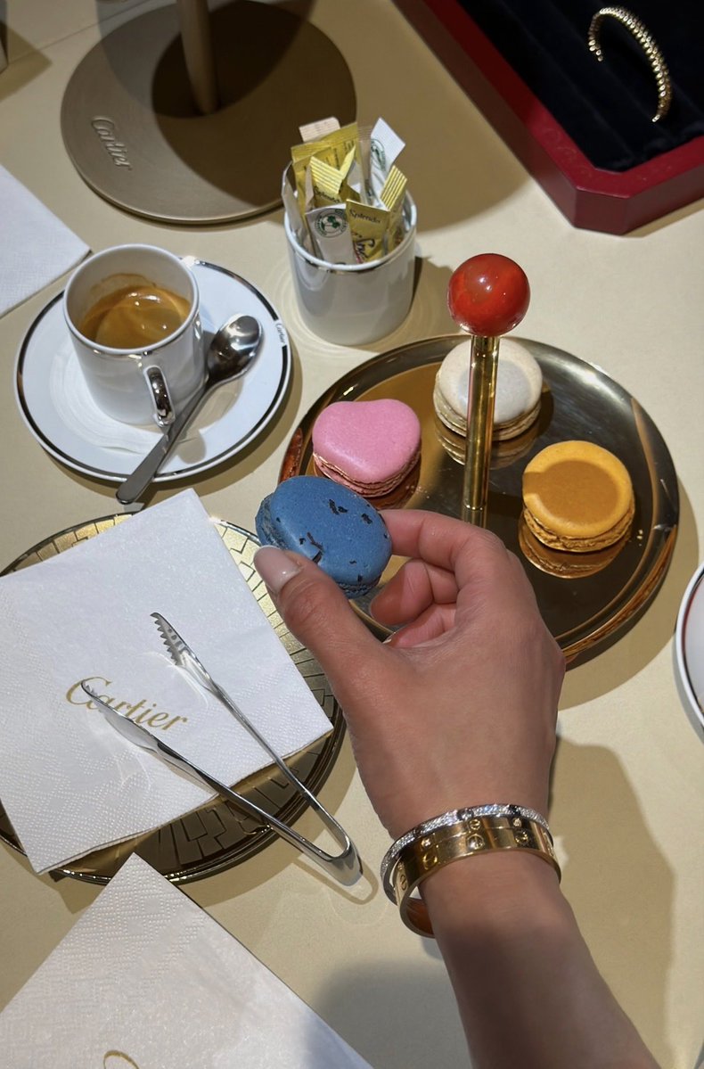 Isabella De Luna tweet media