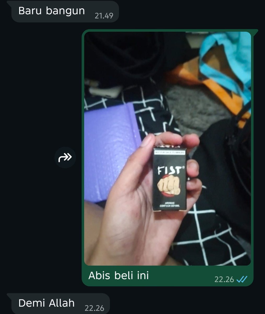 carmilias tweet media