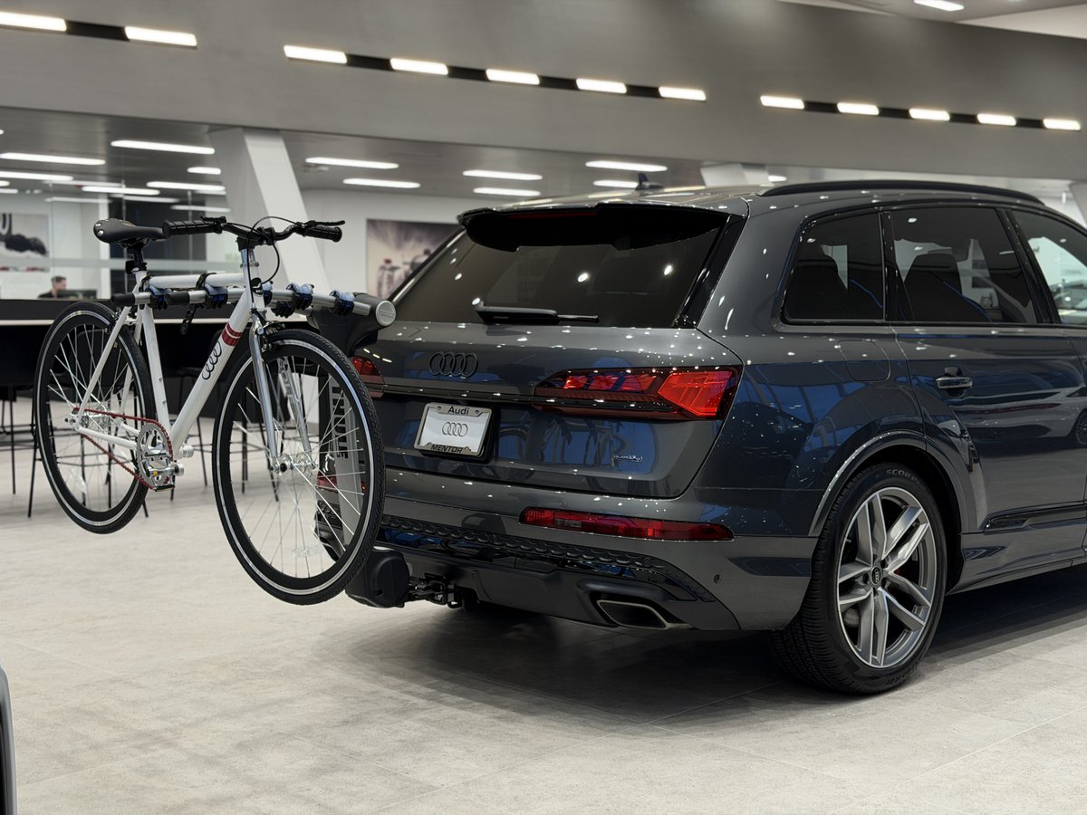 AudiMentor's tweet image. From driveway to trailhead, rain or shine. #WeekendReady #AdventureReady #DriveAndRide #TrailBound #ExploreMore #GoFurther #AudiMentor #Audi