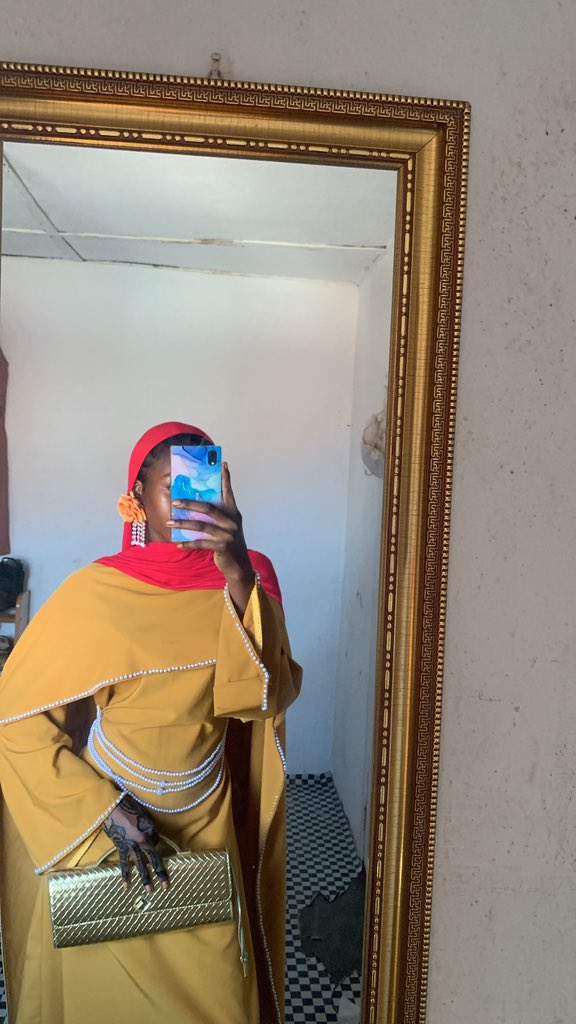 meDiNaH 🎀🍫 tweet media