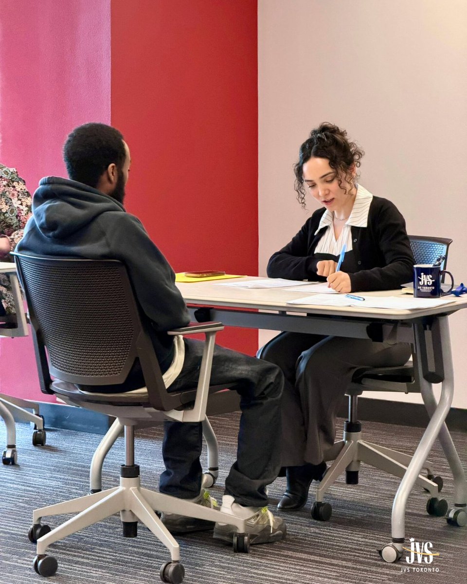 JVSToronto's tweet image. Last week, #FirstServiceResidential met with #jobseekers and conducted #interviews for #securityconcierge, #superintendent, and #cleaner positions. #ThankYou to everyone who attended! Check out our workshop calendar for upcoming events: jvstoronto.org/workshop-calen… #JVSToronto