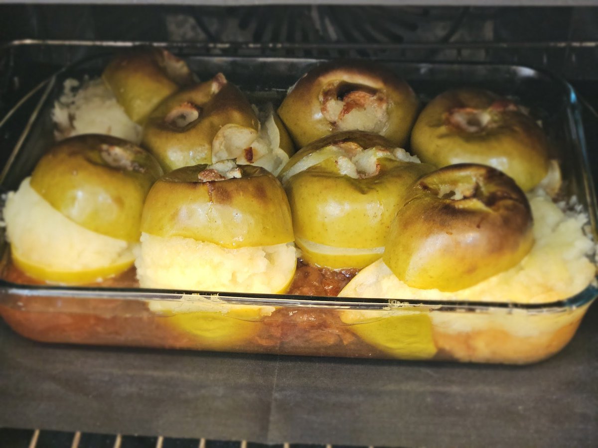 Or Leigh tweet media