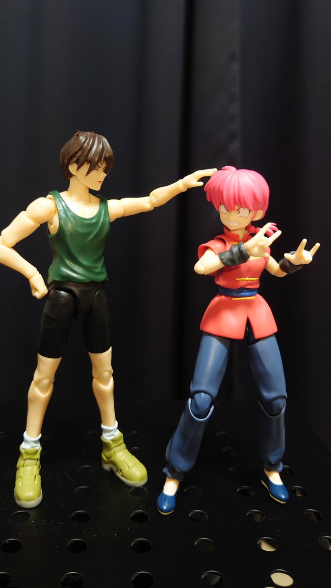 itsuki477's tweet photo. S.H.Figuarts女らんま。
前のは手放しちゃったけど、今回すごく良くなった。心配だった肩回りも軟質パーツで充分動くしポーズ付けに不満ない。そしてどこから見ても女らんま。

ただ、定価高過ぎ。これに9900円はフツー出さないよ。
ヒイロより小さいのに(ヒイロ9900円も納得いかないけど)。 https://t.co/eDOT5WR4zv