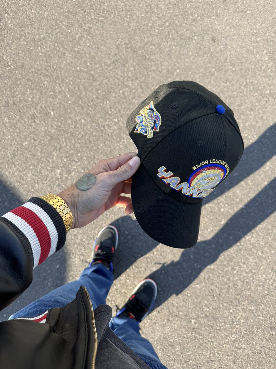 TheManWithE.S.P.N tweet media